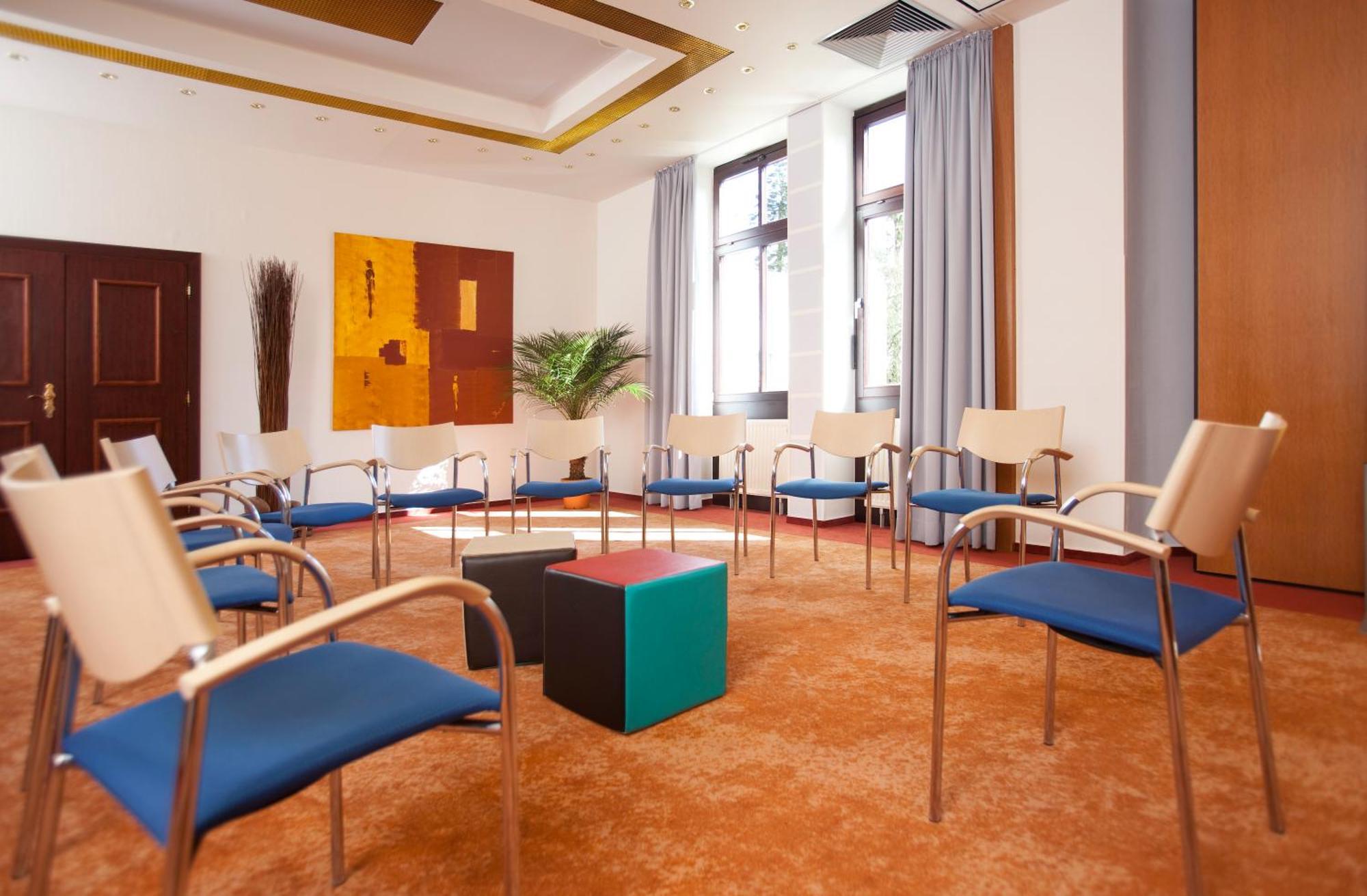 Kress Hotel Bad Soden-Salmunster Bagian luar foto