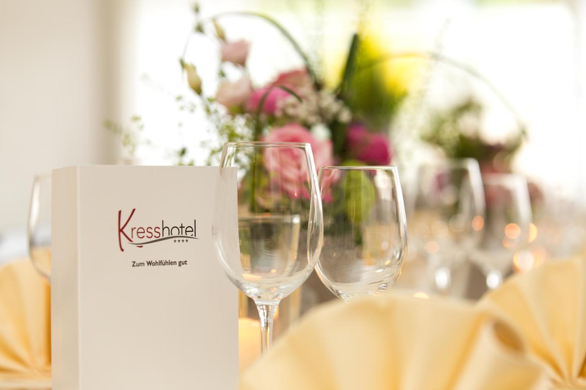 Kress Hotel Bad Soden-Salmunster Bagian luar foto