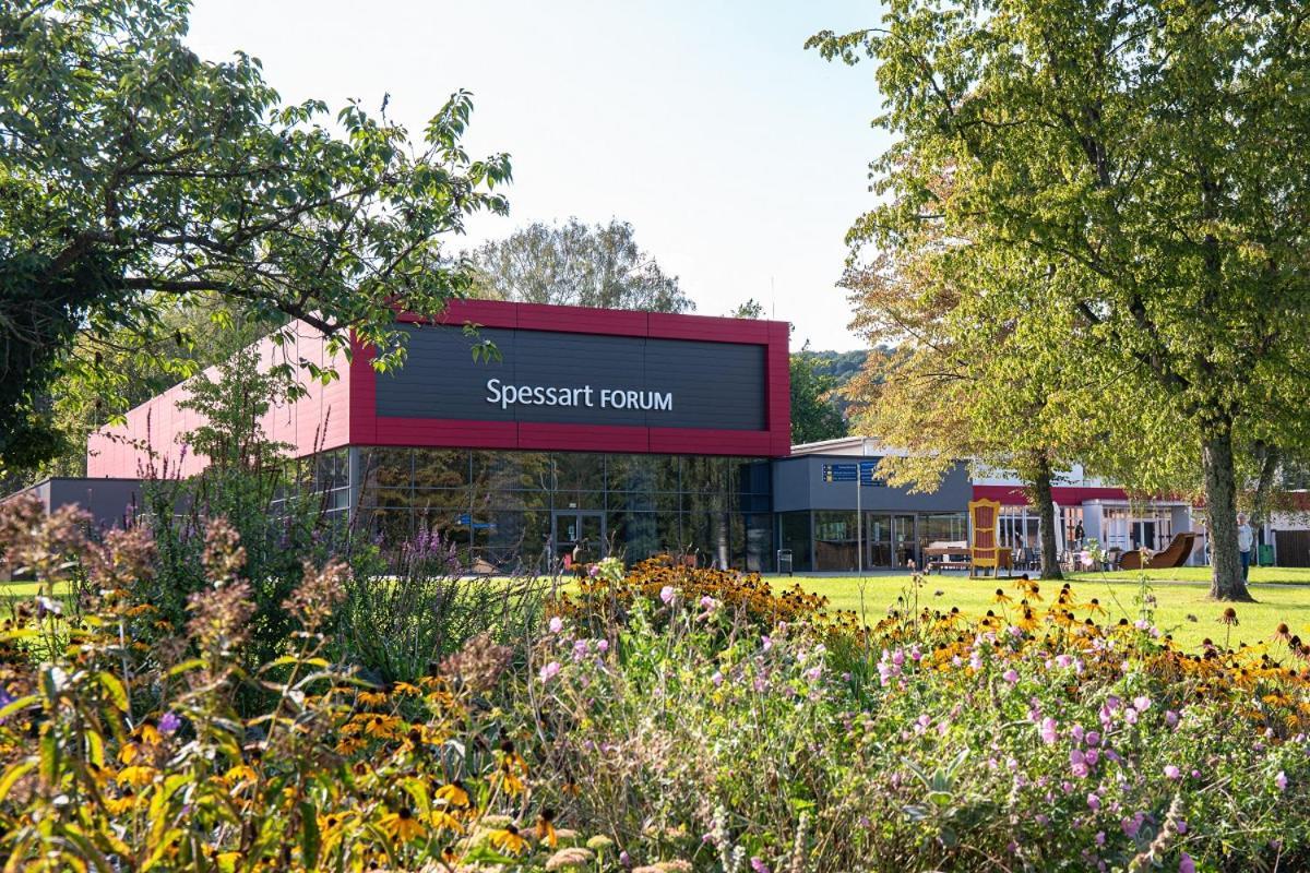 Kress Hotel Bad Soden-Salmunster Bagian luar foto